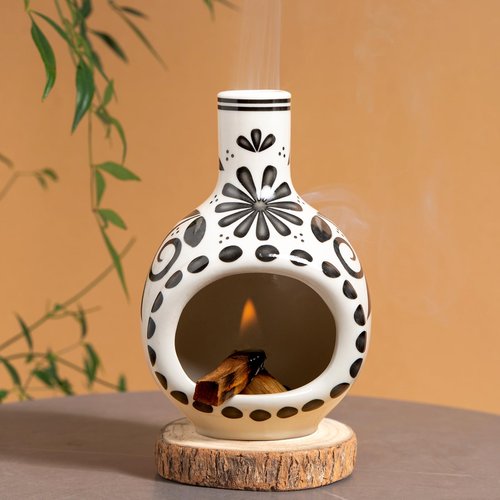 MOUGIGI Handcrafted Palo Santo Holder Ceramic Incense Burner - Compact Size for Meditation Space - Burn Palo Santo Sticks and Cones Safely - Sage Aromatherapy Decor