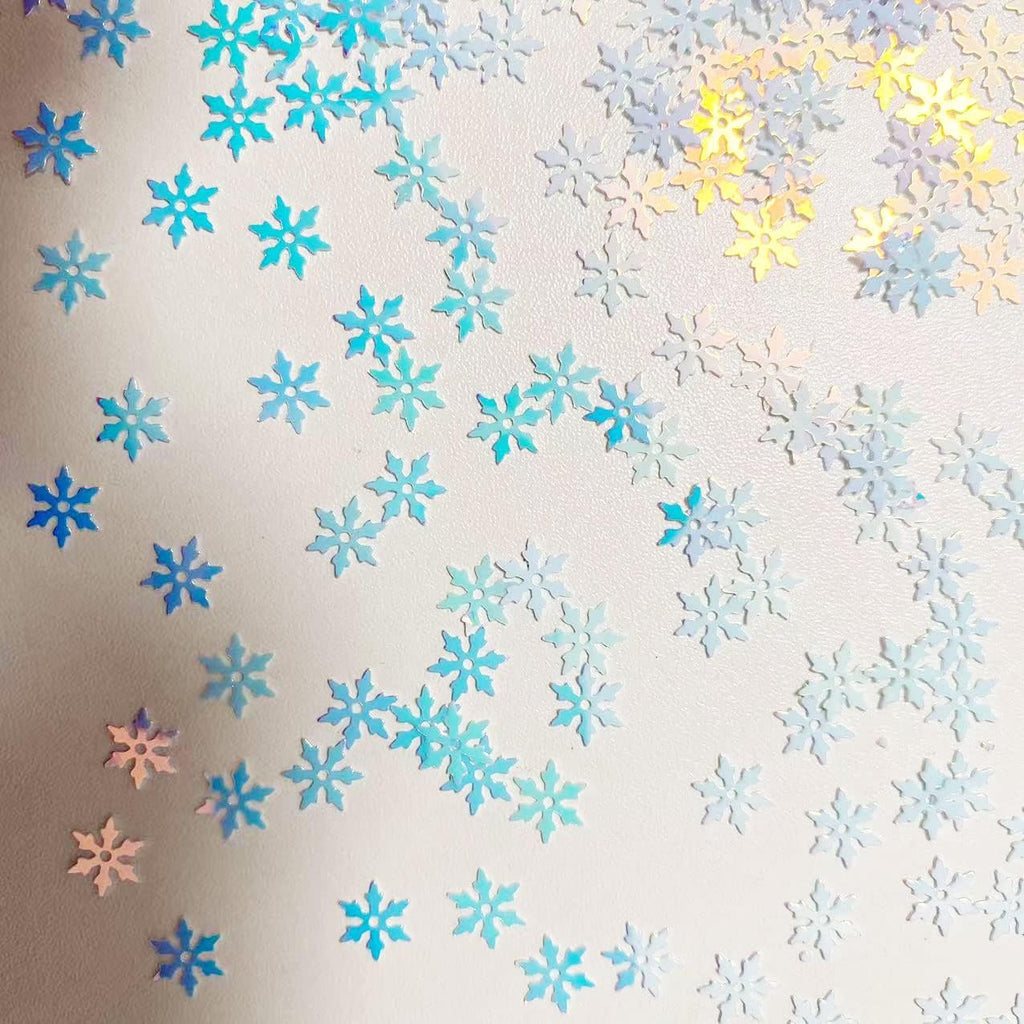 Skiennix Snowflakes Party Glitter - 2000 Pieces of PVC Confetti for Christmas & Winter Crafts