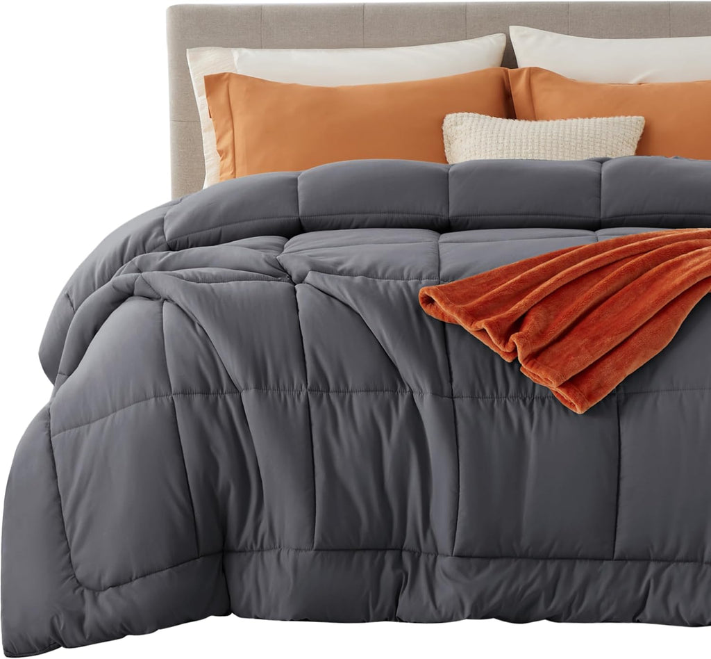 Bedsure Comforter Duvet Insert - All-Season King Size Quilted Comforter, GentleSoft Down Alternative, Grey 90 x 102 Inches