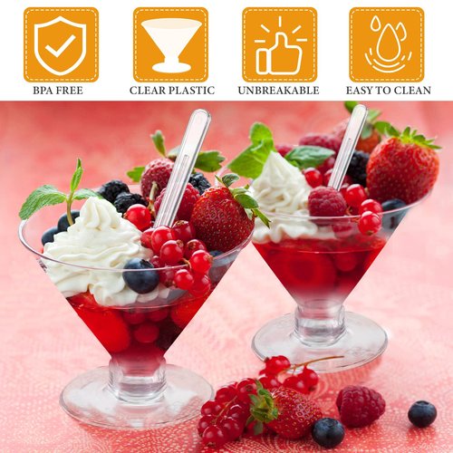 Yinkin 200 Cups and 200 Spoons Plastic Martini Glasses Disposable Cocktail Glasses Mini Martini Plastic Cups Dessert PVC Shot Unbreakable with Spoons for Weddings Party Wine Food (Clear,5 oz)