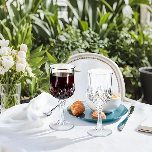 7OZ Plastic Wine Glasses, 48Pcs Clear Reusable Drinking Cups Vintage Champagne Flutes, Plastic Crystal Water Goblets for Parties Stemmed Shatterproof Drinking Glasses for Wedding, Toasting Party