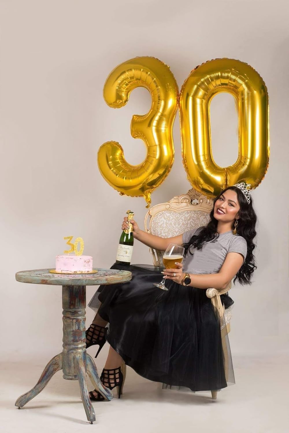 Number 40 Balloon - 40 Inch Gold Foil Decoration for 40th Birthday & Engagement Celebrations