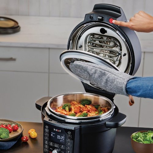Instant Pot Duo Crisp - 13-in-1 Air Fryer & Pressure Cooker Combo | 6.5 Quart, 1500 Watts, Black, Over 800 Recipes