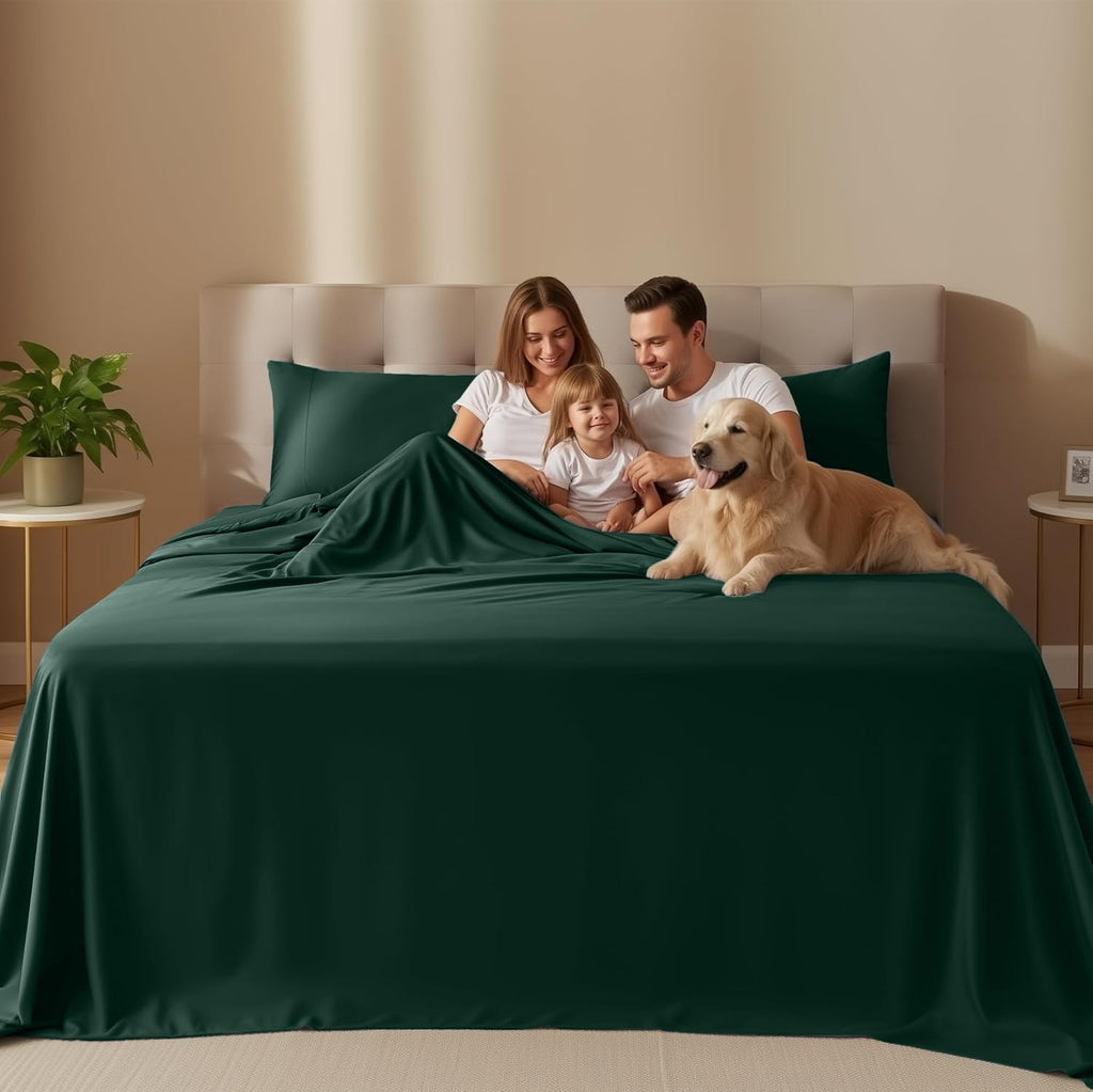 Utopia Bedding Queen Size Sheet Set - Soft, Breathable Microfiber | 4-Piece Emerald Green Bedding Set