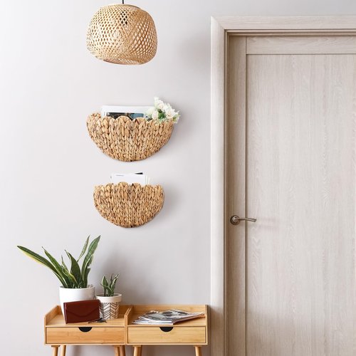 Teenyyou 2 Pack Scalloped Wall Baskets Hanging Baskets Large and Small Decorative Woven Storage Holder for Home Bathroom, 16 x 10.6 x 7 and 14 x 7.9 x 5.7 Inch (Natural,Water Hyacinth)
