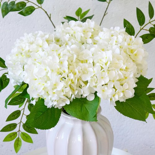 IPLNTS 5pcs 18.5 inch Realistic Fake White Flowers Artificial Silk Hydrangea Flowers Artificial Flowers Faux Hydrangea Stems for Bouquets Home Outdoor Wedding Party Centerpieces Decor (Cream White)