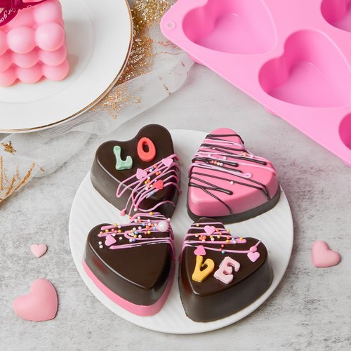 CLUEWR 3 Pack Heart Shape Molds, 8 Cavities Non-Stick Silicone Chocolate Molds for Candy, Mini Cake, Jello, Gummy, Ice Cube, Soap