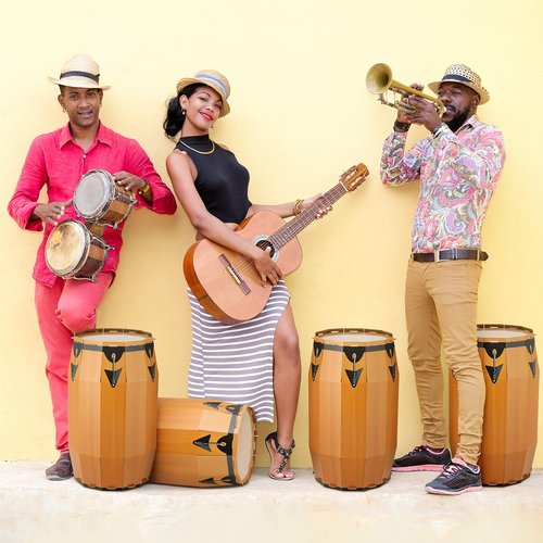 AceOrbit 4 Pcs Havana Night Party Decoration 15.7 Inch Cuban Party Decorations Large Cardboard Conga Supplies Puerto Rican Summer Photo Booth Props Decoration