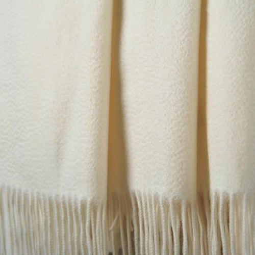 CUDDLE DREAMS Premium Cashmere Throw Blanket - Luxuriously Soft Fringe Design (Ivory)