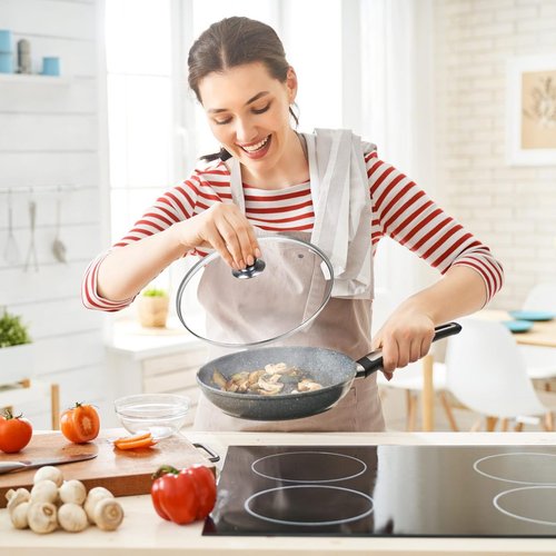10Inch Glass Lid, Pan Cover, Tempered Glass Pot Lid with Stainless Steel Rim, Shatterproof and Heat Resistant, Clear Universal Cover for Frying Pans, Skillets (10 INCH)