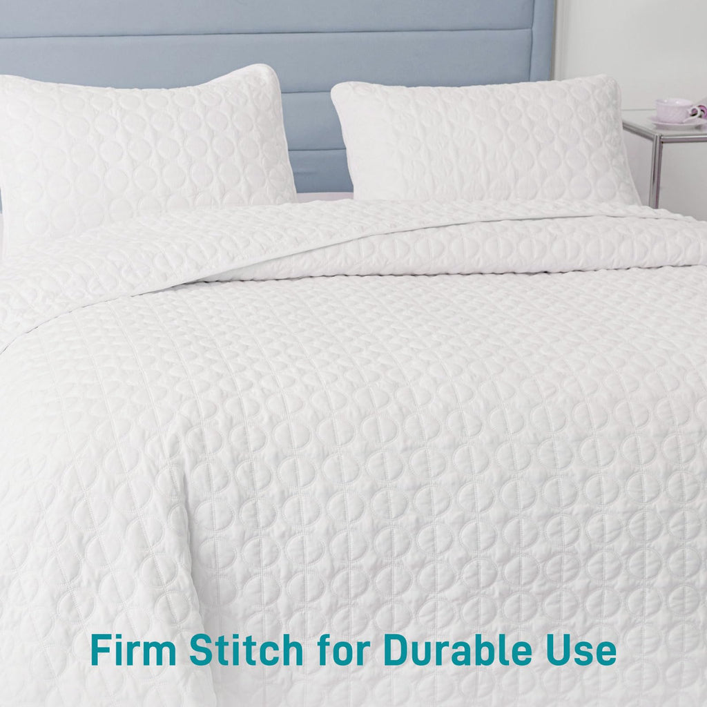 Caelorin White Quilt Set, King Size Lightweight Quilt for Summer, Soft Bedspreads with Reversible Design, 3 Piece(1 Quilted Bedspread & 2 Pillow Shams)