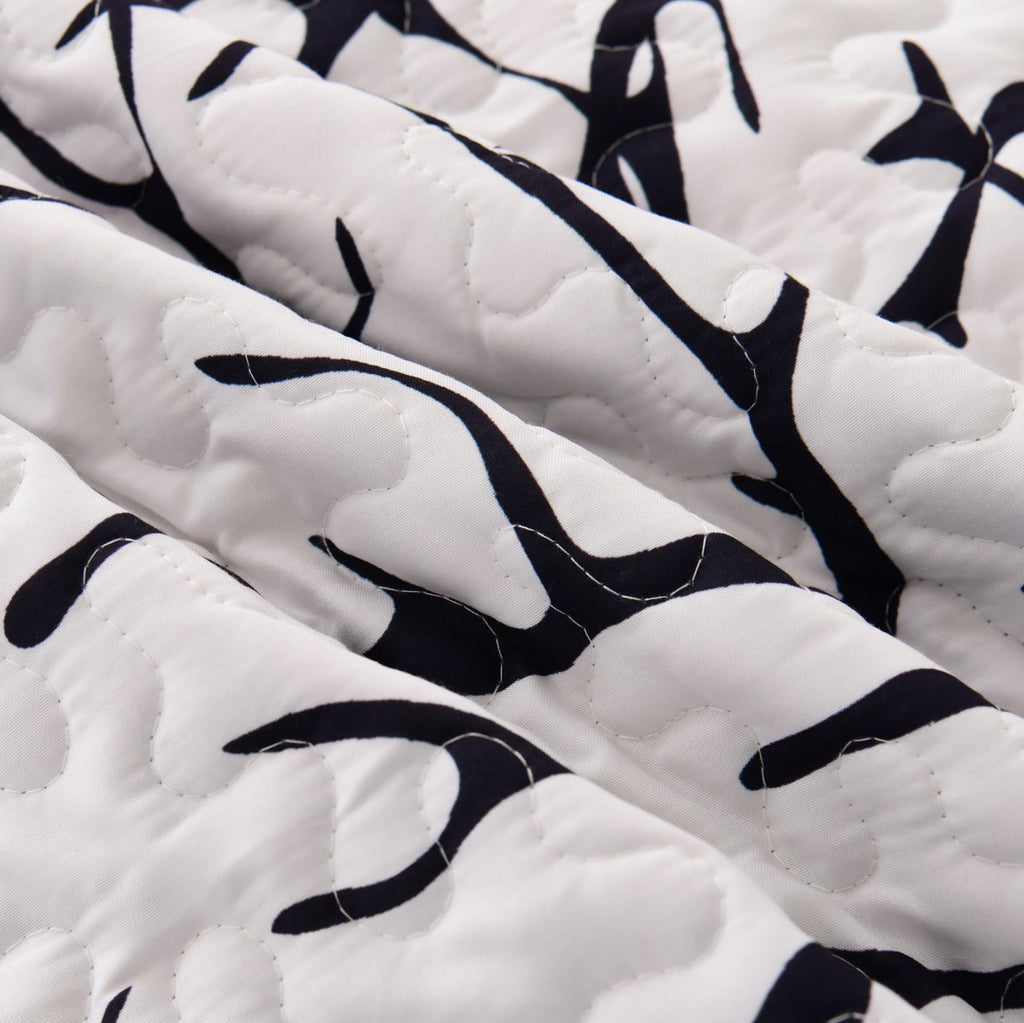 3 Piece Coastal Quilt Set King Size,Soft Lightweight Ocean Quilt,Beach Turtle Starfish Coral Printed Bedspread Bed Set with 2 Shams,Summer Quilt Bedding Set for All Season (106”x96”,Navy Blue)
