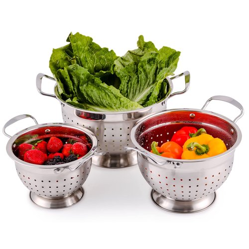 OVENTE Premium Stainless Steel Colander Set of 3 with Comfortable Large Handles, 1.5, 3, 5 Quarts Essential Kitchen Strainer for Draining Spaghetti Pasta, Rinsing Vegetables or Fruits, Silver C46263S
