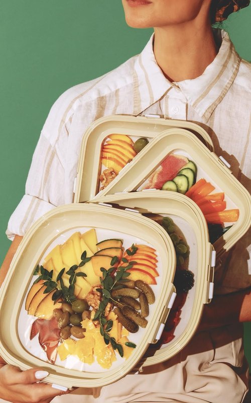 Crudités | Portable Snack Tray | Square 4-Pack | Cream White | Reversible Stretch Lid Food Containers | BPA-Free, Freezer & Dishwasher Safe | Meal-Prep, Charcuterie, Salads, Picnic, Travel