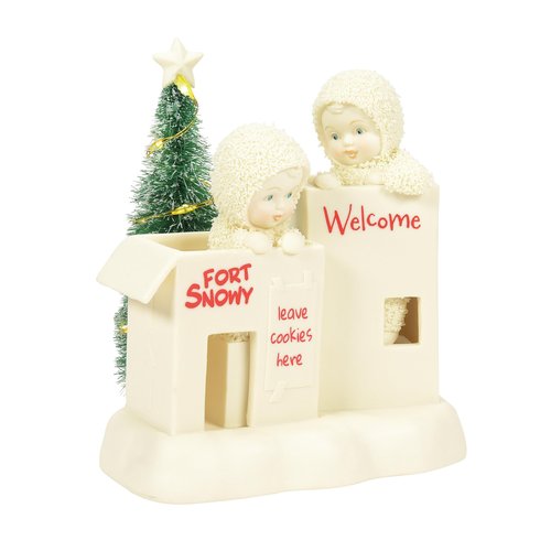 Department 56 Snowbabies Christmas Jubilee Frosty Frolic Fort with Tree Lit Figurine, 5.51 Inch, Multicolor
