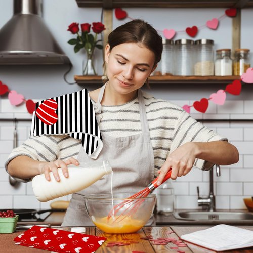 Valentines Day Kitchen Towels Cute Hand Towels for Bathroom Valentine Dish Towel 4 Pcs Dwarfs with Love Heart Reusable Tea Towel Holiday Farmhouse Wedding Anniversary Kitchen Gift for Home Wall Decor