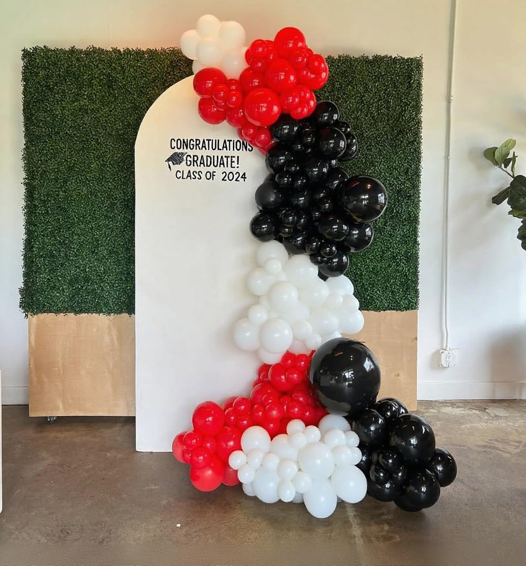PTGOLUO Red and Black Balloon Arch Garland Kit 153pcs with Star, 22 18 12 10 5in Different Size Red and Black White Latex Balloons for Birthday Graduation Racing Car Poker Card Party Decoration
