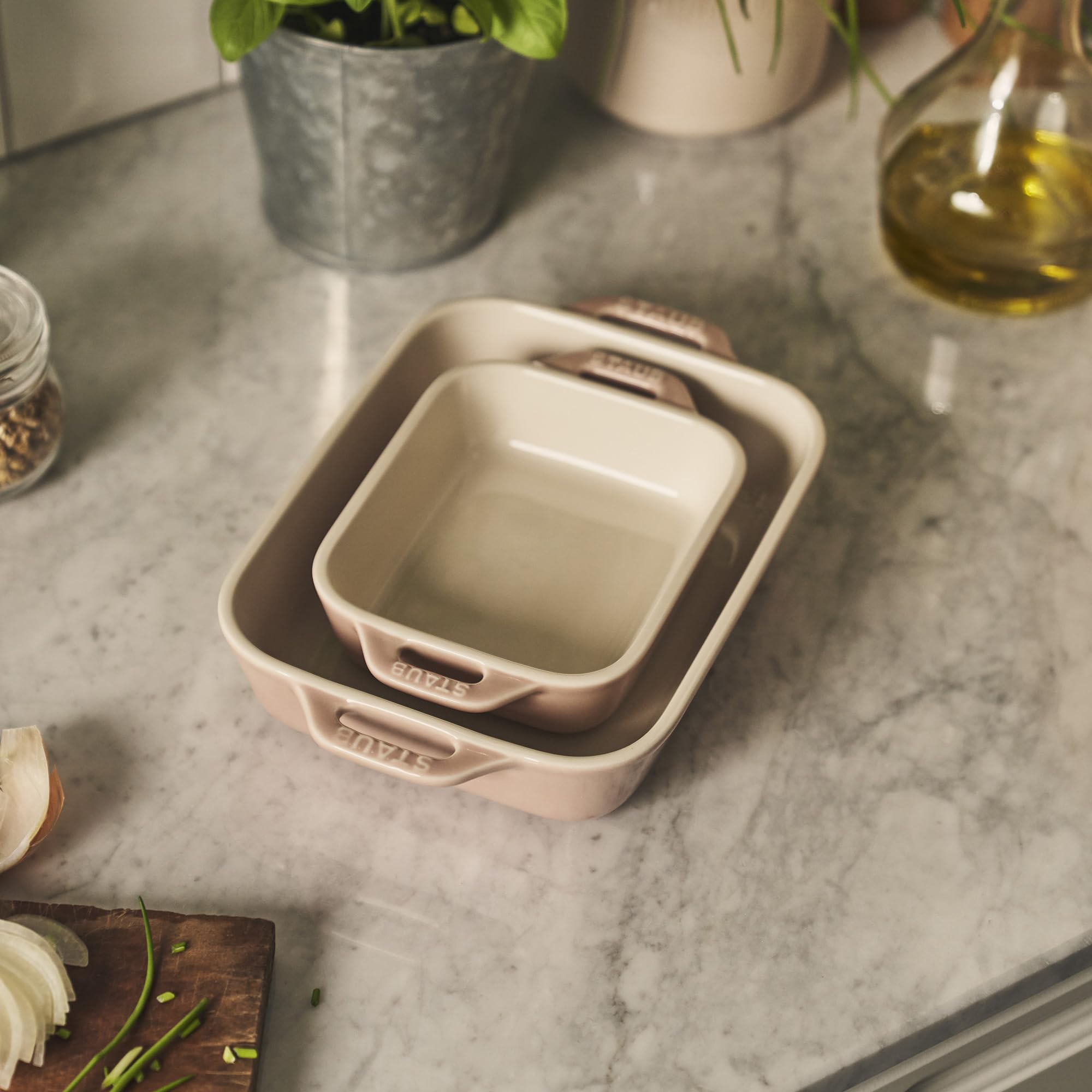 Staub Ceramic 2-pc Rectangular Baking Dish Set - Macaron Pastel Pink