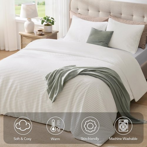 Quataly Fleece Comforter Set Queen Size-Super Warm & Lightweight Fluffy Winter Comforter(90"x90"), Luxury Fuzzy White Bed Set with 2 Pillowcases