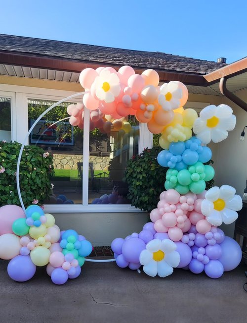 Haolongfa Daisy Balloon Arch Garland Kit - 131 Pcs Pastel Rainbow balloon arch kit with Daisy Balloons, for Birthday Party, Baby Shower, Flower Themed Party Decorations