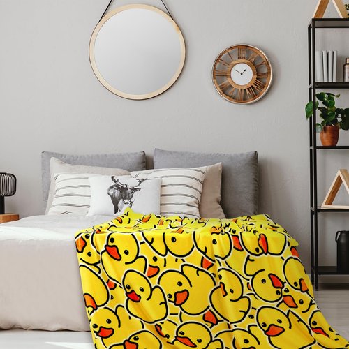 SmoothNovelty Cute Rubber Duck Throw Blanket All Season Cartoon Decorative Fleece Blankets Ducky Soft Cozy Flannel Carpet for Bed Chair Car Sofa Couch Bedroom(Yellow,50 X 60)