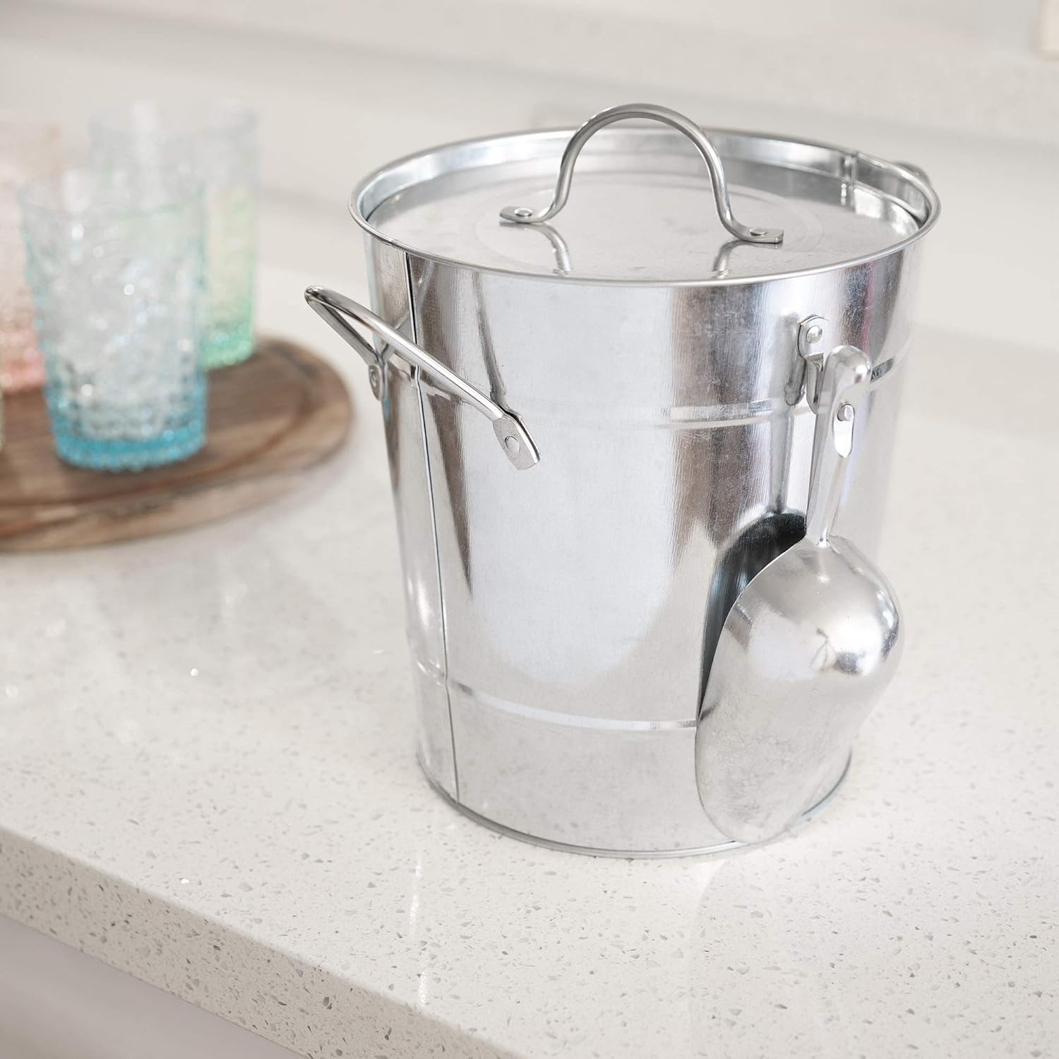 Twine Insulated Ice Bucket With Lid & Scooper for Parties - Galvanized Metal Bucket Cooler & Drink Tub Holds 1 Gallon