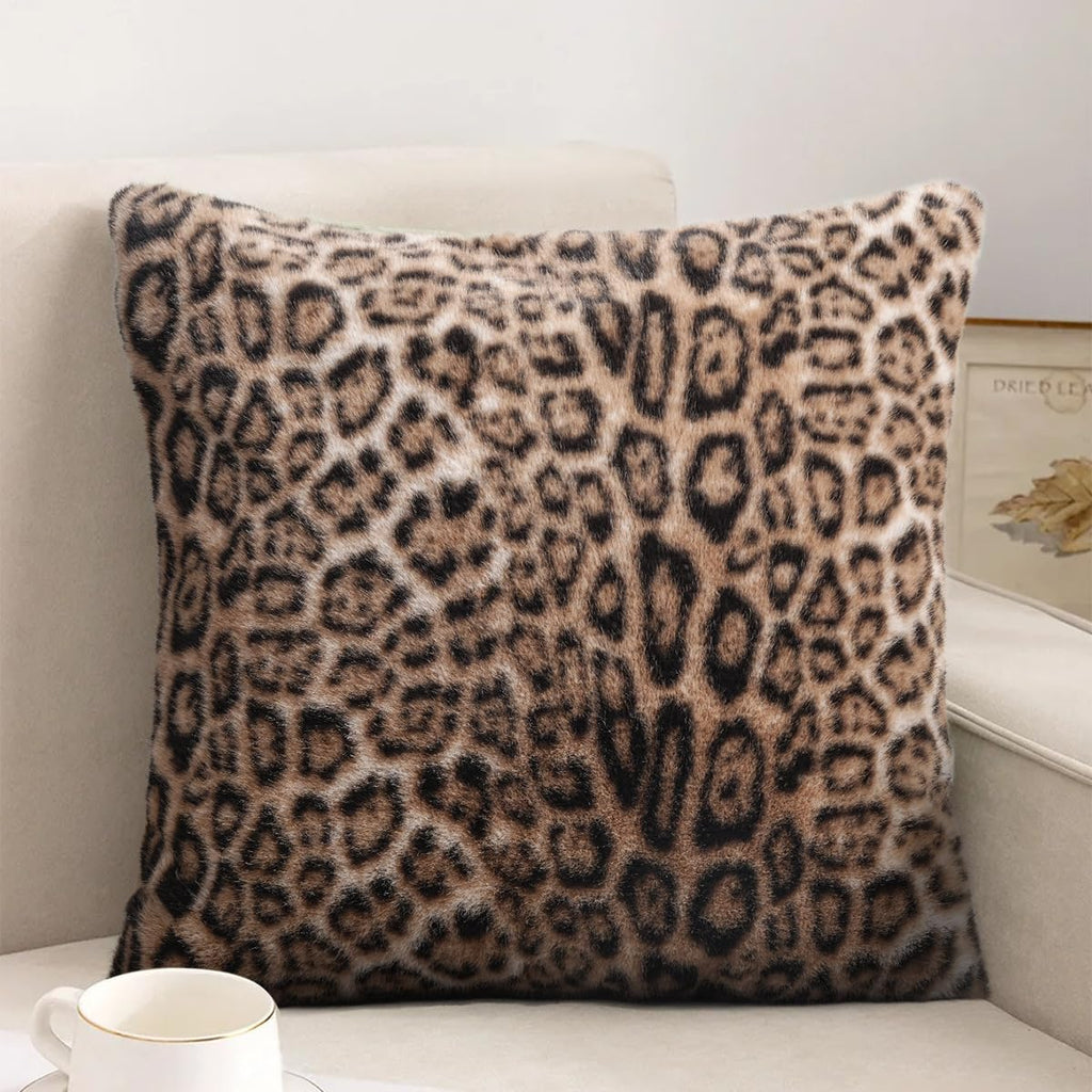 Vikodah Cheetah Pillow Covers 18 * 18in Throw Pillow Cover 2pcs Set Faux-Fur Leopard-Print Couch Pillow Covers Fluffy Soft
