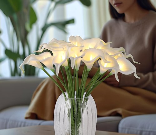 HOMESEASONS LED Lighted Artificial Flowers Calla Lily Bouquet 20 Stems Real Touch Calla Faux Flower Lights for Valentine's Day Gift and Easter Home Kitchen Wedding Dining Table Decor(White, No Vase)