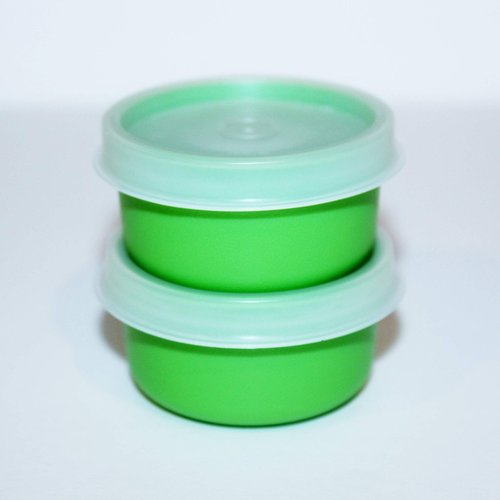 Tupperware (2 Smidgets 1 Ounce Mini Containers in Green
