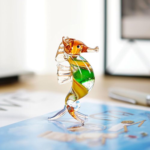 HDCRYSTALGIFTS Seahorse Glass Figurine - Handmade Miniature Ocean Decor Collectible Gift (3 Inch)
