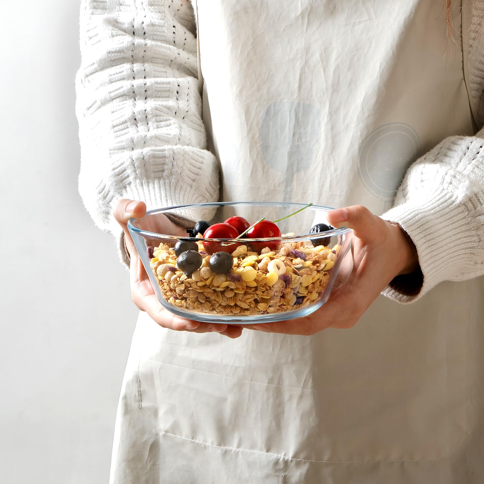 NUTRIUPS 25oz Flat Bottom Small Glass Bowls Set of 4, 6in Clear Glass Cereal Bowls, Shallow Bowl for Kitchen, Microwave and Oven Safe