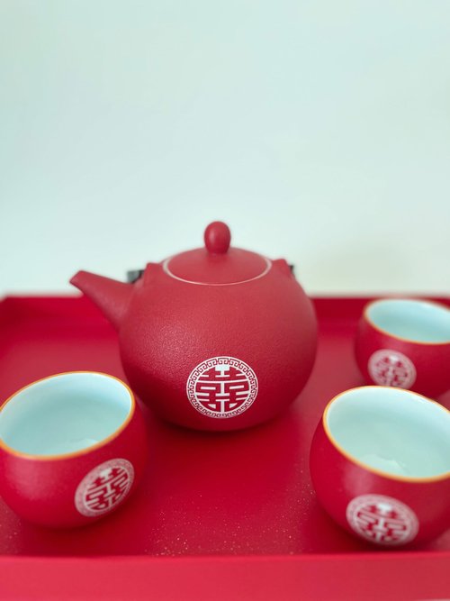 SJDHAHC Red Chinese Wedding Tea Set - Traditional Ceramic Double Happiness Tea Ceremony Set with 1 Teapot, 8 Teacups, Gift Box - Chinese Tea Set for Engagements, Bridal Showers and Couples' Gifts