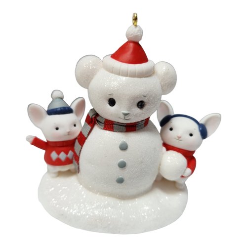 Hallmark 2022 Merry Mice Building a Snowman Special Edition Ornament