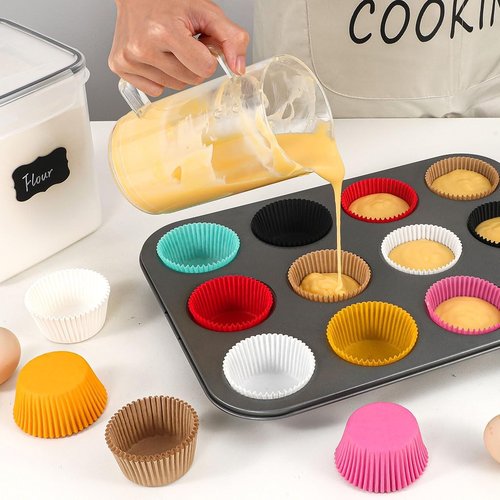 Caperci White Cupcake Liners - 200 Count Greaseproof Baking Cups for Weddings & Parties