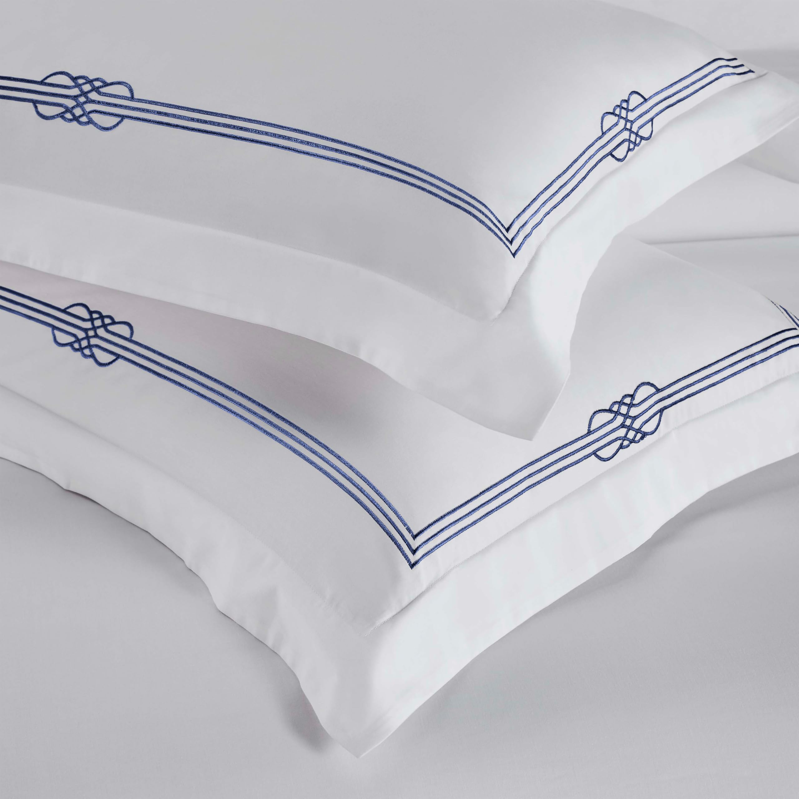 Superior Embroidered Cotton Duvet Cover Set, Soft Bedding Covers, Bedroom, 1 Duvet Cover with Button Closure, 2 Pillow Shams, Elegant Design, Moonlawn Collection, Full Size/Queen Size, White/Navy Blue