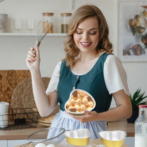 IVICOO Mini Cake Pans With Lids,Heart Shaped Cake Pans,20 Pcs 3.7oz/110ml Aluminum Foil Mini Disposable Heart Shaped Containers for Mother'S Day, Weddings and Birthdays Party (Golden)