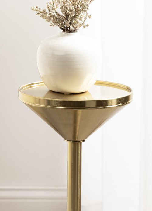 Kate and Laurel Frisk Modern Round Drink Table; 8 x 8 x 23; Gold; Metal Martini Table with Pedestal Table Design for Use as Small Indoor Plant Stand