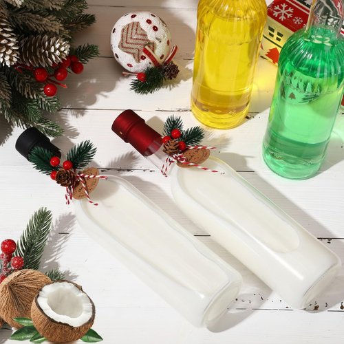 Baderke 24 Pcs 750 ml Christmas Plastic Wine Bottles with Pine Cones Branches Picks 25 oz Christmas Coquito Champagne Bottles Ideal for Homemade Brewing Wine and Storage Xmas Party Supplies