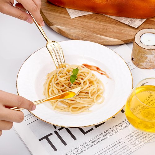 U-QE 180Pcs Gold Plastic Knives, Disposable Heavy Duty Plastic Silverware, Heavyweight Knives, Gold Flatware Perfect For Parties, Weddings and Everyday Use