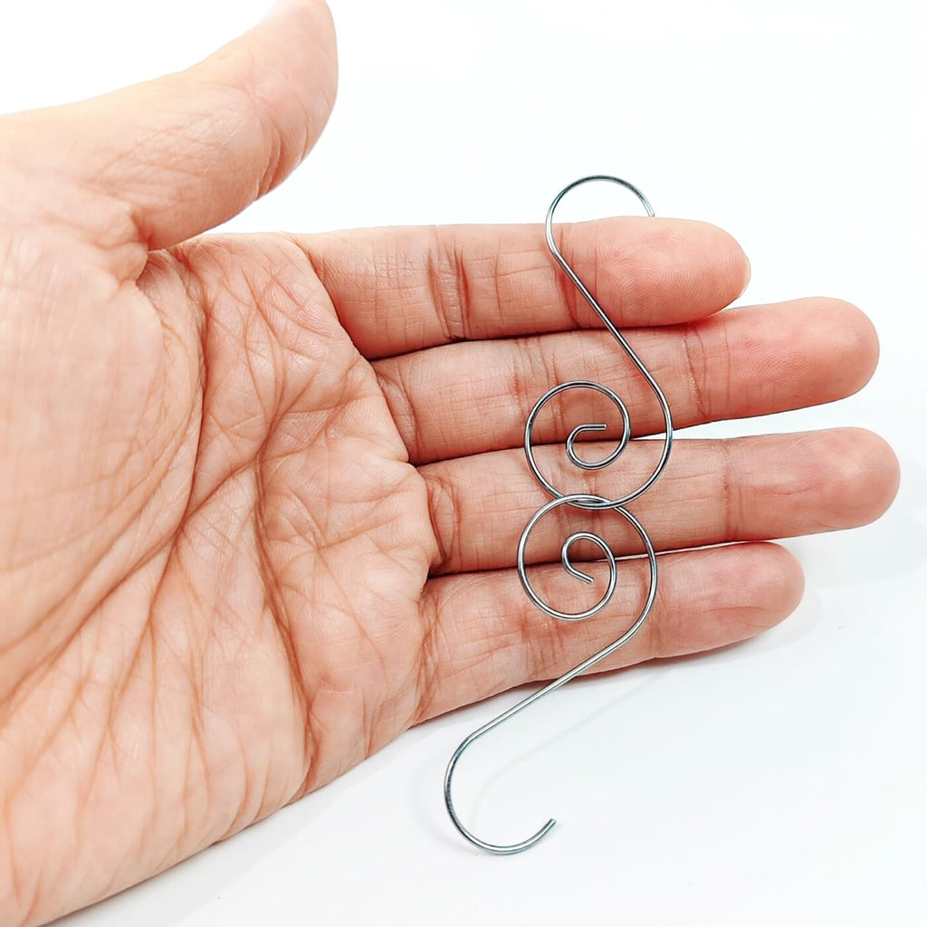 TIHOOD 200PCS 2inch Ornament Hooks, Christmas Ornament Hangers, Christmas Tree Hanger Baubles Ball Metal Hooks Xmas Decoration S Hooks (Silver)