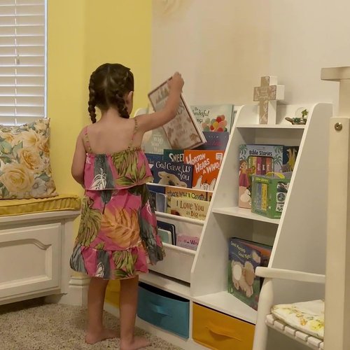 UTEX 5-Tier Kids Sling Bookshelf with Storage Bins, Wood Children Bookcase, Toddler Montessori Book Shelf for Kids Room, Classroom, Bedroom, and Nursery, White