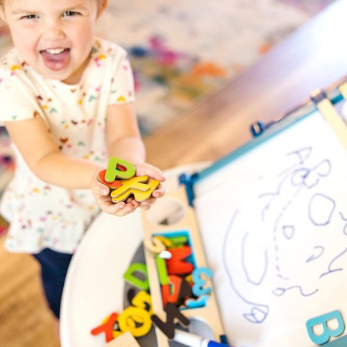 Melissa & Doug Double-Sided Magnetic Art Easel - Versatile Dry-Erase & Chalkboard for Kids