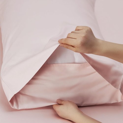 Bedsure Queen Sheet Set - Cooling Rayon from Bamboo | Breathable & Soft Deep Pocket Bedding in Pink
