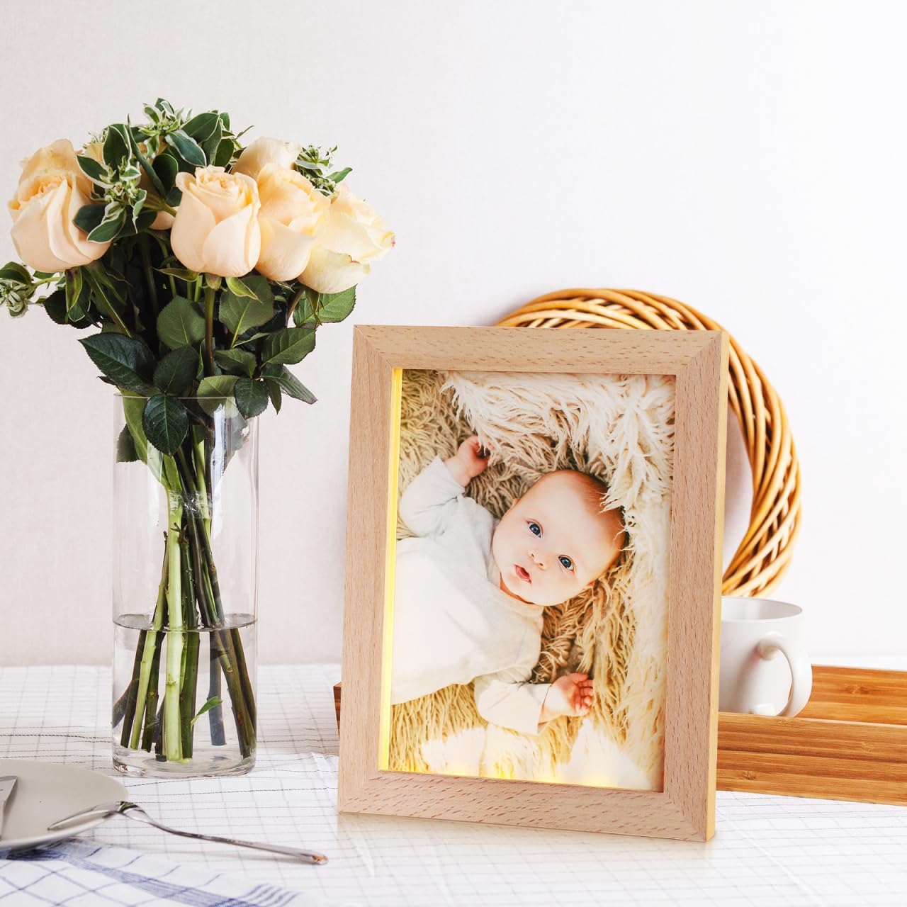 Uonlytech LED Glowing Photo Frame - Stylish Wooden Night Light for Pictures | USB Powered Display