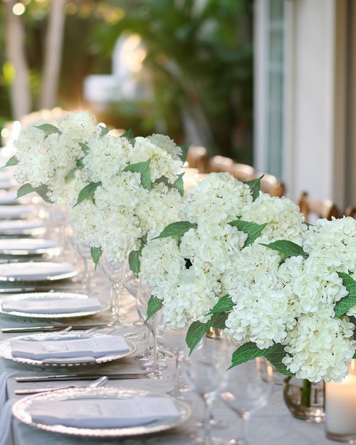 6PCS White Hydrangea Artificial Flowers Bouquets, Bulk Silk Hydrangea Heads with Stems, Fake Hydrangeas Flowers Arrangement, Faux Floral Decor for Home Wedding Party