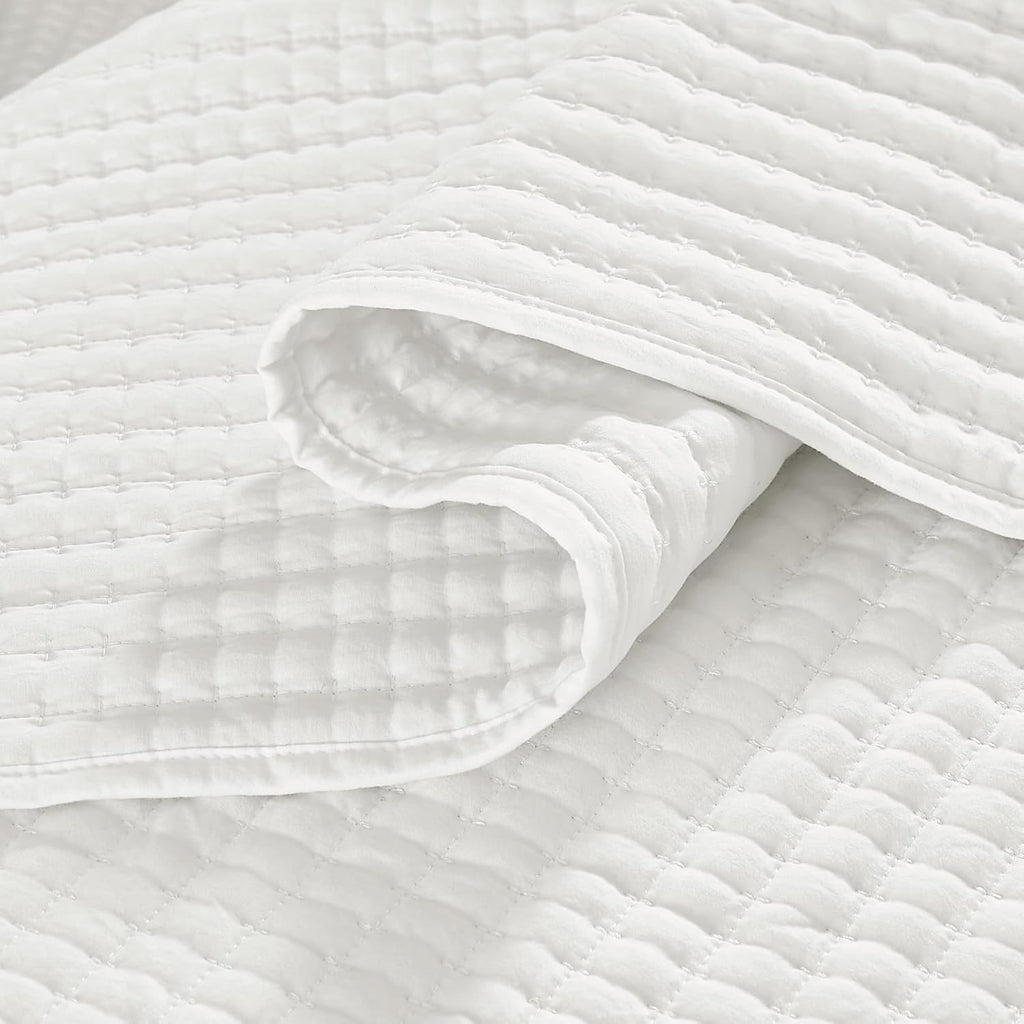 WRENSONGE King Size Quilt Bedding Set - 3 Pieces Lightweight Summer Coverlet with 2 Pillow Shams