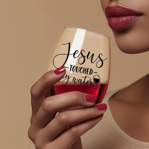 LITTLEBIGGER Friendship Gifts for Women – Christmas Wine Glasses – 15 oz Scratch-Resistant Wine Glass, Birthday Gifts for Women, Mom, Sisters, Friends, Gifts for Christians