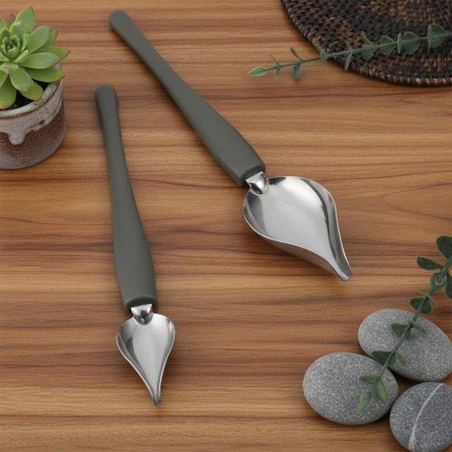 4PCS Professional Culinary Precision Drawing Decorating Spoon Set, Multi-use Stainless Steel Chef Culinary Drawing Spoons, Chocolate Filter Spoons with Tapered Spout for Decorating Plates Cake Dessert
