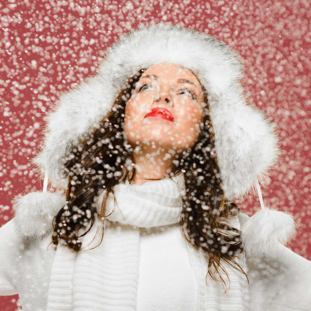 Skiennix Christmas Fake Snow | 10.6 oz Artificial Snow for Holiday Decorating & Crafts - White Glitter