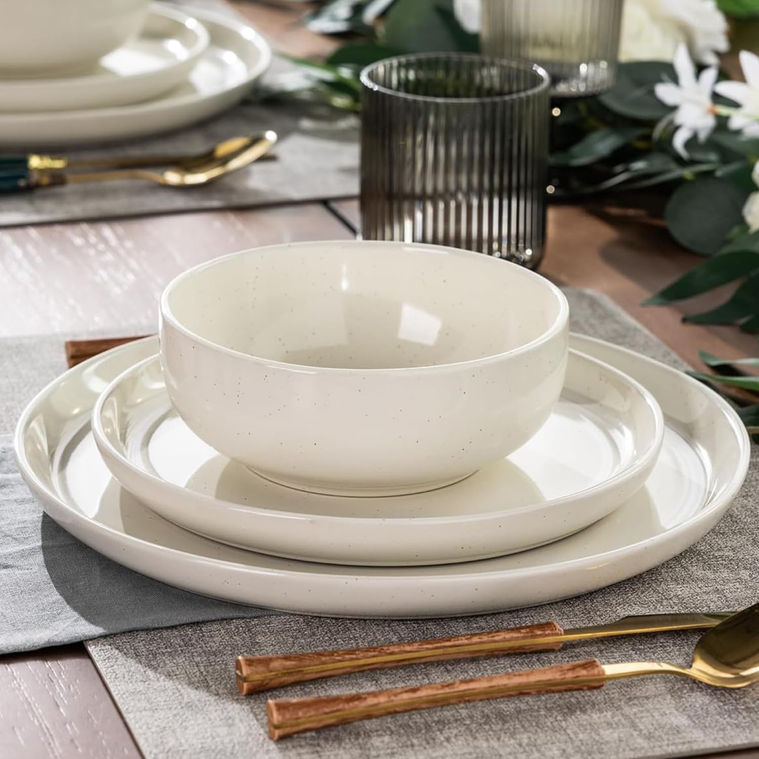 GBHOME 12-Piece Stoneware Dinnerware Set for 4 – Ribbed Ceramic Plates and Bowls, Scratch-Resistant, Microwave & Dishwasher Safe, Reactive Glaze